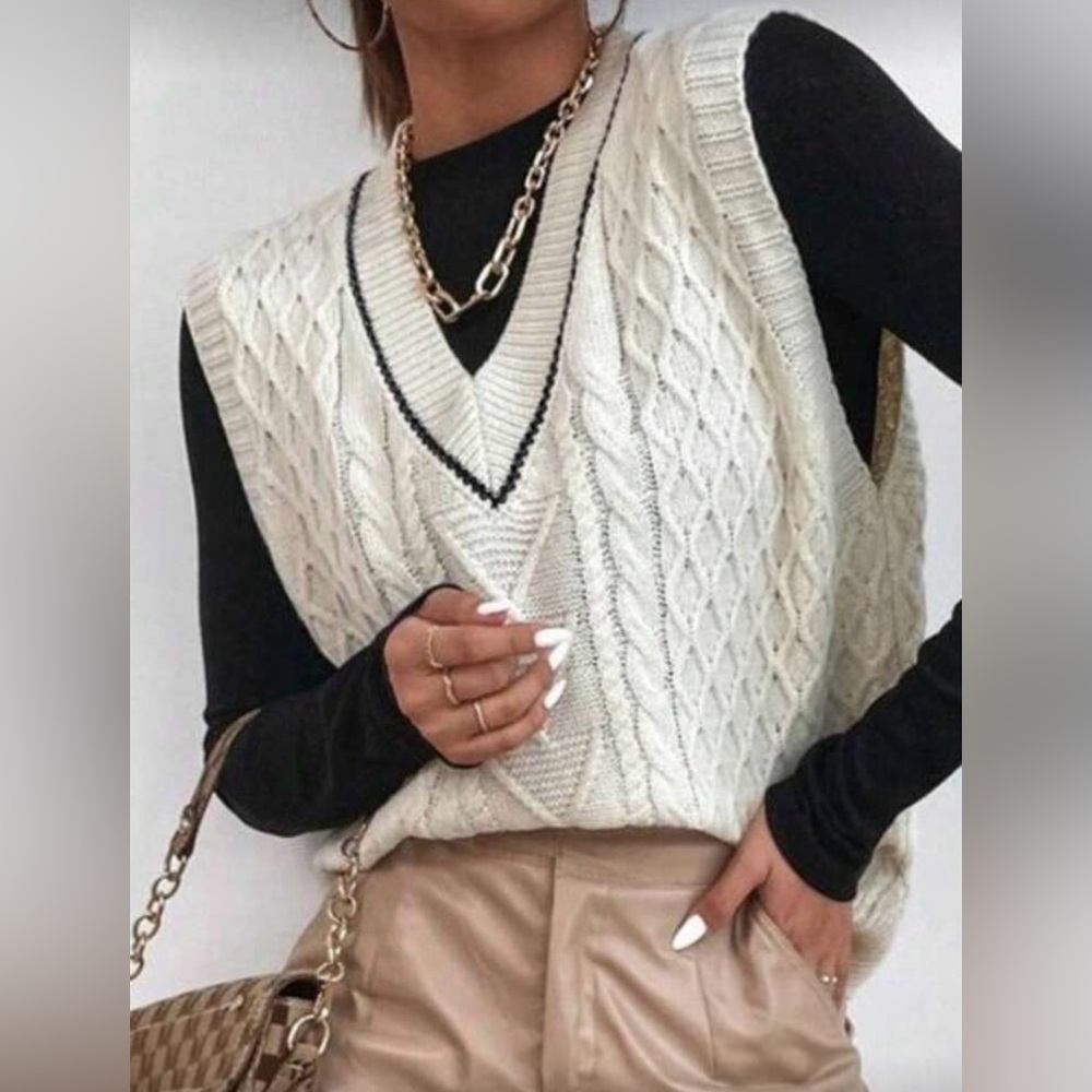 SHEIN | Cream Cable Knit Sweater Vest – Size S